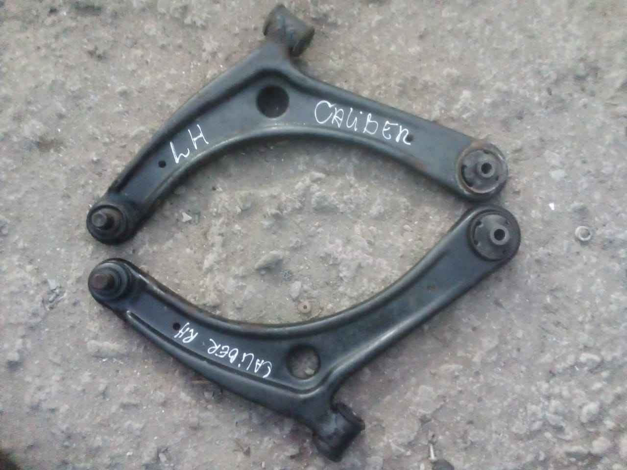 BANDEJAS DELANTERAS DODGE CALIBER 2007 AL 2012